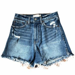 Abercrombie & Fitch High Rise 4 inch Mom Shorts